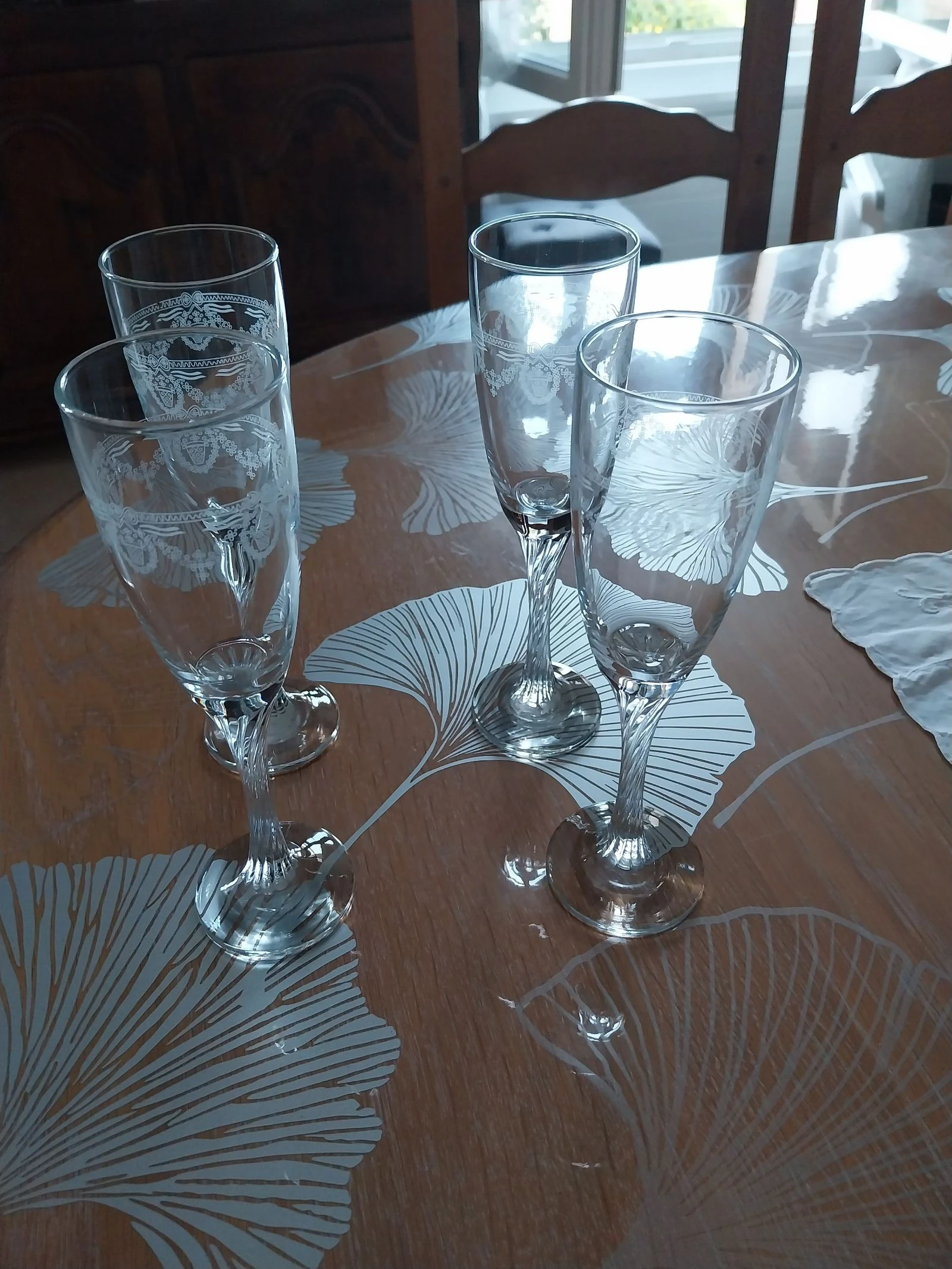 4 flûtes